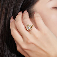 Luxuriöser Moissanit-Sonnenblumenring für Damen
