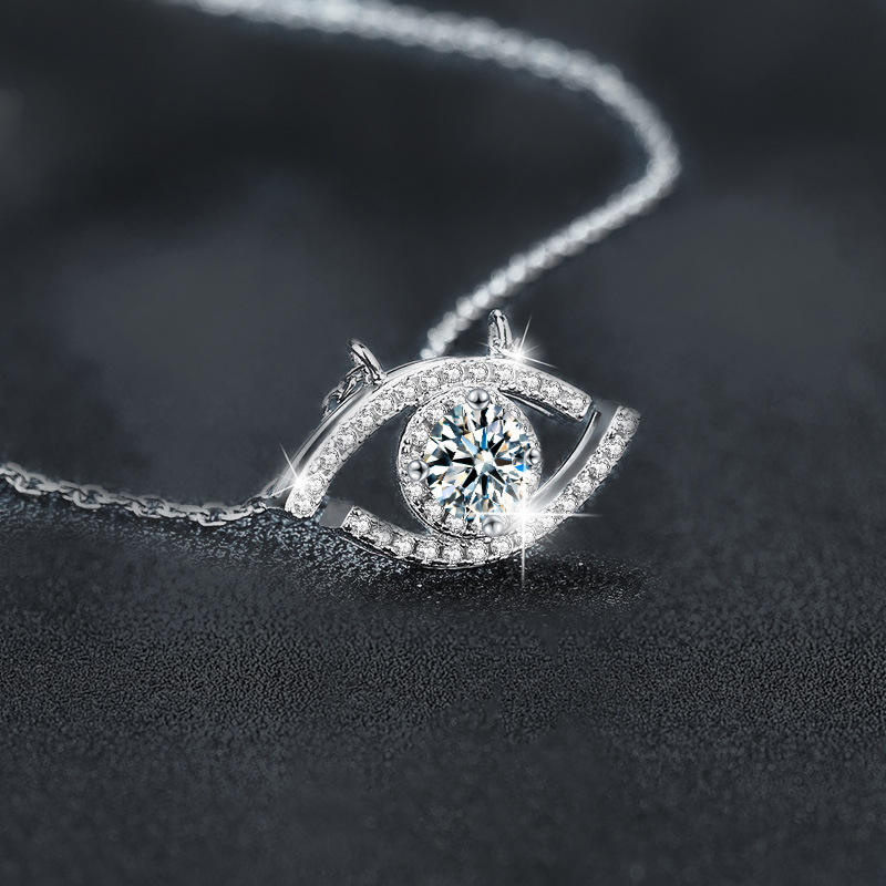 Collana con ciondolo Occhio di risveglio Moissanite in argento 925