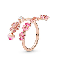 Delicato anello floreale con zirconi rosa e bianchi