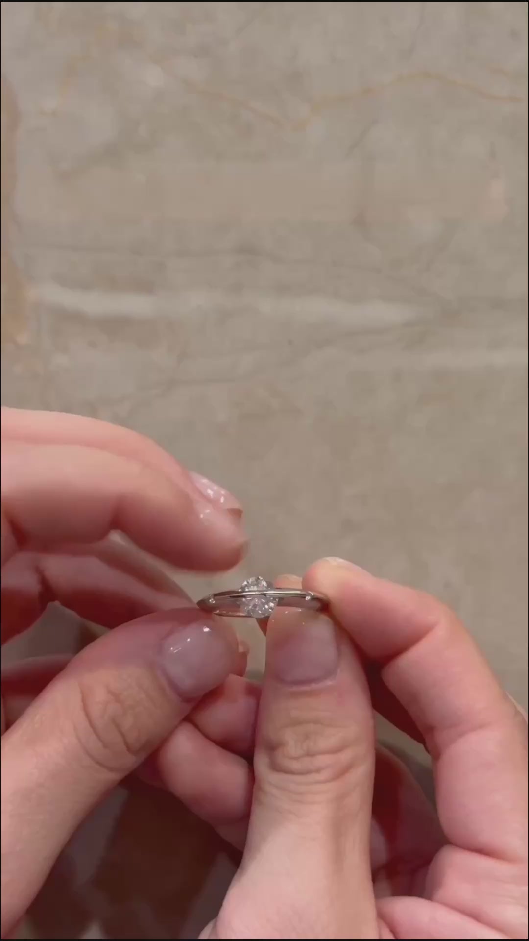 <tc>Bague Étoile Filante Rotative – Un Éclat en Mouvement</tc>